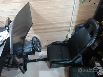 Playseat, volante Logitech G29 e schermo curvo 34"