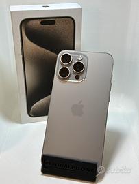 iPhone 15 Pro Max 256 GB Natural Batteria 84%