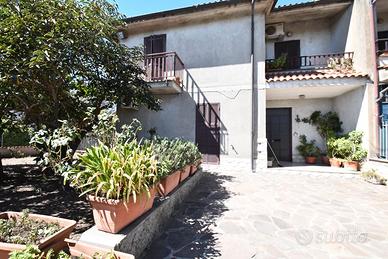 Villa in quadrifamiliare