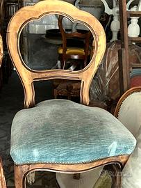 Sedia antica  in legno e velluto