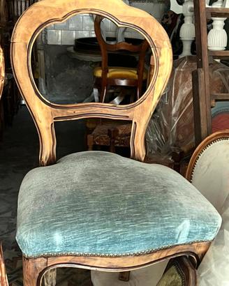 Sedia antica  in legno e velluto