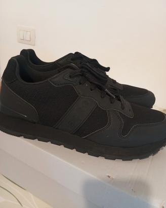 scarpe uomo taglia 43.5