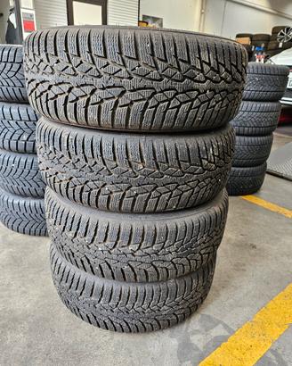 205 65 R 16 95H  Nokian Wr D4 Winter 99% FORD FOCU