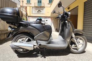Aprilia Scarabeo 250