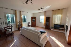 STUPENDA VILLA BIFAMILIARE IN CONTESTO BUCOLICO