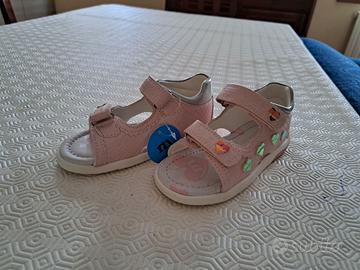 Scarpe sandali nuove Melania nr 25 bimba