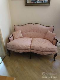 DIVANETTO ANTICO