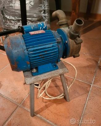 Pompa elettrica per travaso liquidi 