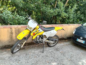Suzuki dr-z 400 s