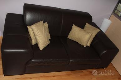 DIVANO CALLIGARIS IN PELLE COLOR CIOCCOLATO