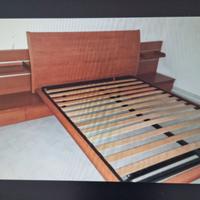 LETTO  IN LEGNO COLOR CILIEGIO  COME FOTO  NUOVO