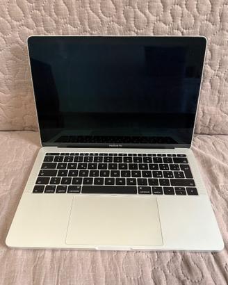 MacBook Pro 13” Silver