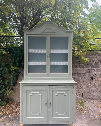 Credenza da cucina antica