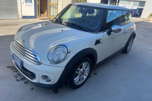 Mini 1.6 16V One (55kW)