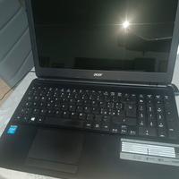 computer ACER E1-532