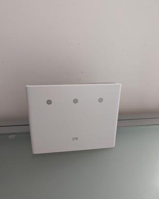 Router FWA ZTE modello MF296D Tim
