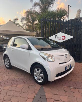 Toyota iQ 1.0 CVT Trend automatica
