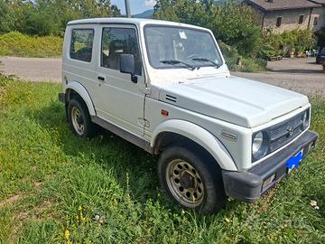suzuki samurai 