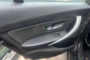 Alzavetro sx BMW 320 F30 berlina 2016