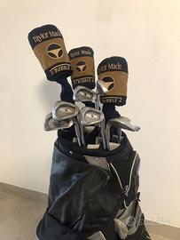 Set completo: sacca, ferri e legni golf