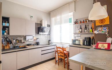 TRILOCALE RISTRUTTURATO IN CLASSE C, GIARDINO, BOX