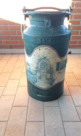 Bidone del latte vintage