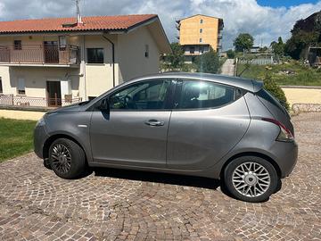 Lancia Y 1.3 MTJ 95cv 2015 151.000km 5 porte
