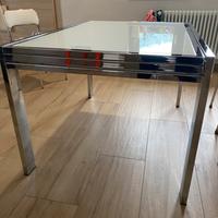 Tavolo allungabile  in cristallo e cromature