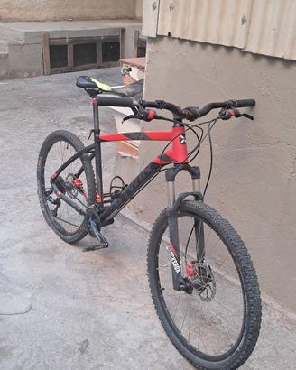 MTB Rockrider 560