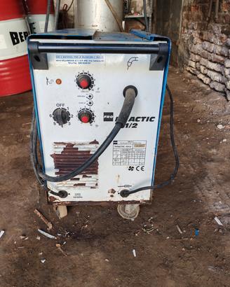saldatrice a filo 220V