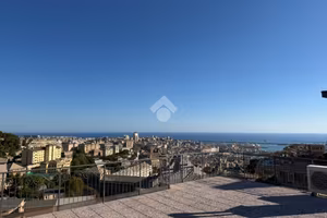 6 LOCALI A GENOVA