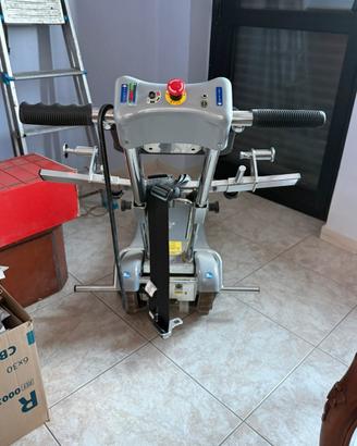 Montascale a cingoli KSP Sherpa N900