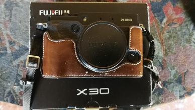 Fuji X30
