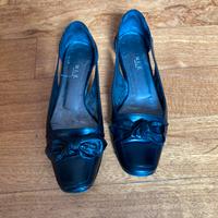 Ballerine ‘Le Walterine’ in pelle nera -n37