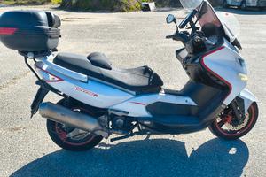 scooter Kymco 300i