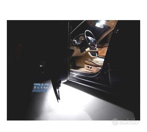 PLAFONI LED LUCE PER PIEDI E PORTE BMW