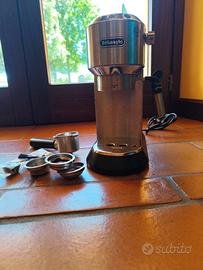Macchina da caffè de longhi dedica style EC 685. M