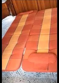 2 grandi cuscini per lettini