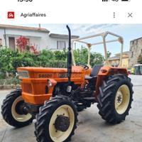 Trattore agricolo