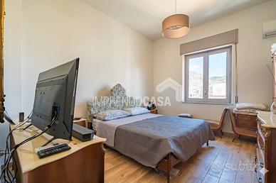 3 Vani - Piano 5, 74 mq Ristrutturato Via Lucania
