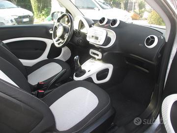 Smart ForTwo 1000 52 kW MHD coupé passion