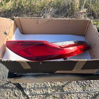 FANALE POSTERIORE BMW Z4 H3743901913