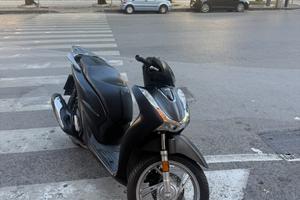 sh 125