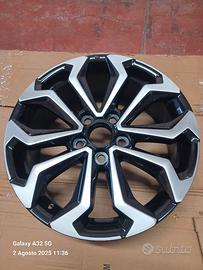 cerchio da 17 " Yaris cross 2022