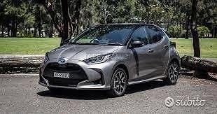 Toyota yaris 2022 frontale ricambi musata