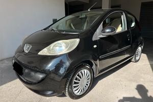 Peugeot 107 automatica