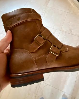 Stivaletti uomo tacco basso