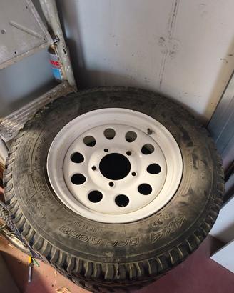 ruota di scorta Suzuki 4x4 completa