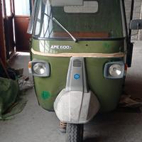 Motocarro Piaggio 600 modello 1977