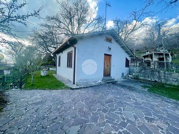 CASA INDIPENDENTE A STRONCONE